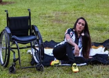 Talita Reis arrasa como primeira cadeirante candidata a Musa do Brasileirão